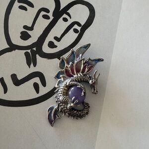 Vintage Sterling Silver Dragon Pendant Amethyst 
Handmade artisan